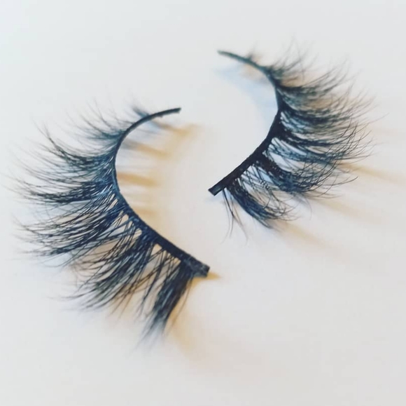 Mink 'Privacy' Lash Bundle - Picture 7 of 15